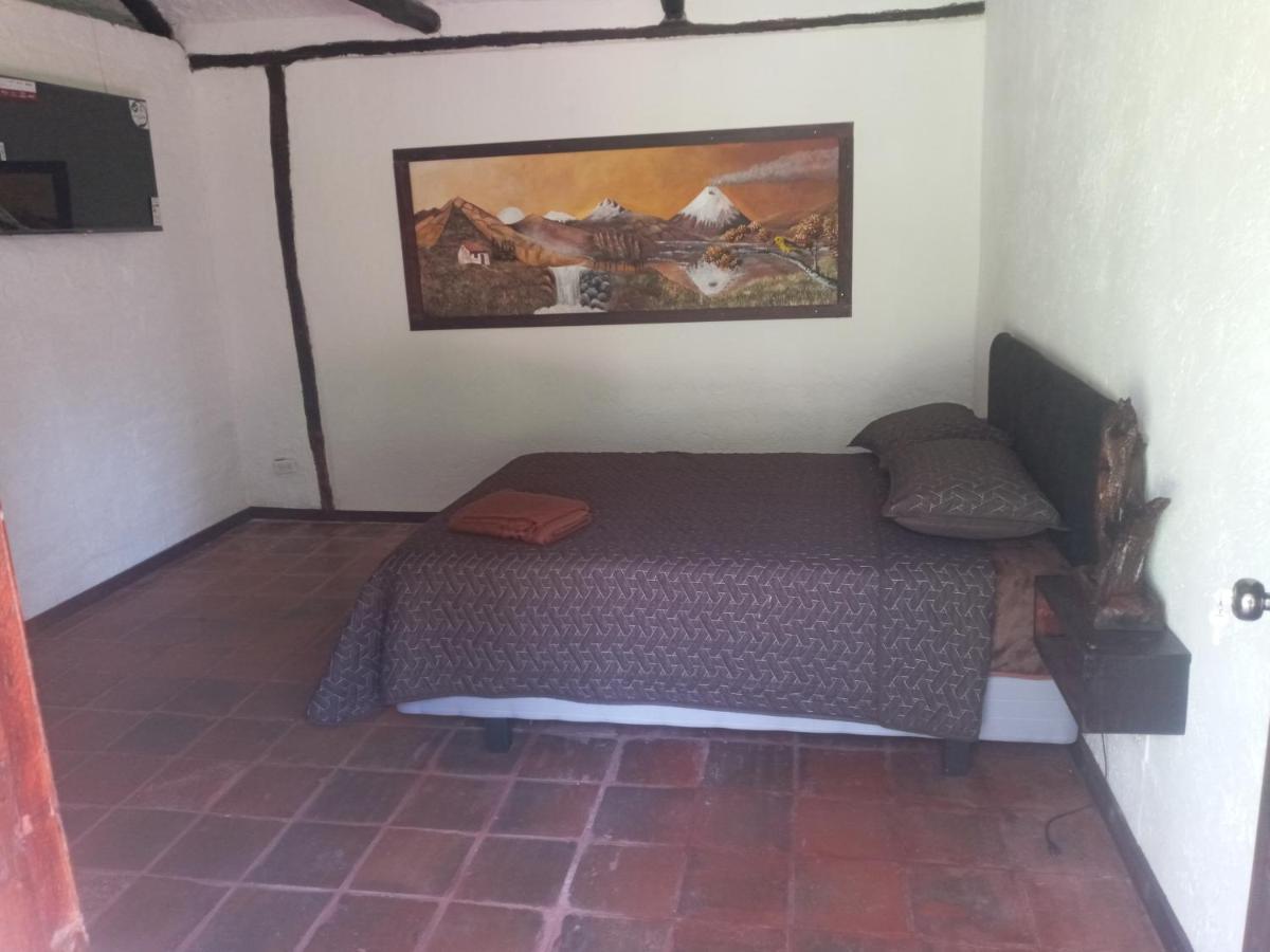 Quinta Los Eucaliptos Hotel Quito Kültér fotó